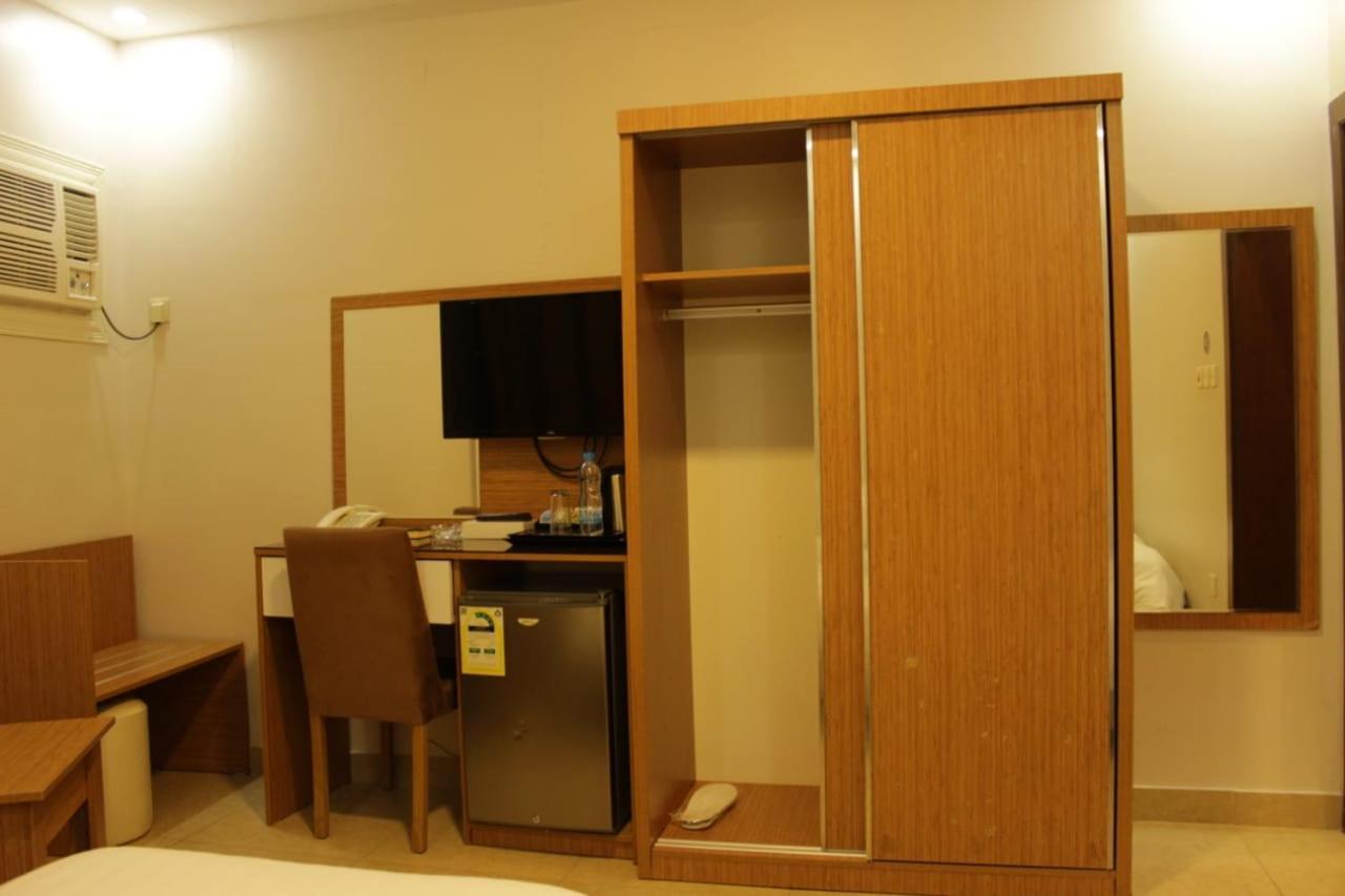 الفخامة الماسية للوحدات السكنية المفروشة Aparthotel Sidi Hamzah ภายนอก รูปภาพ