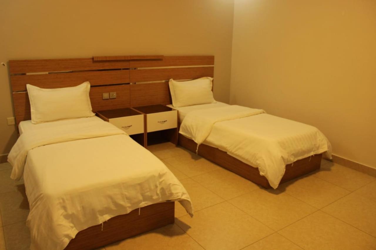 الفخامة الماسية للوحدات السكنية المفروشة Aparthotel Sidi Hamzah ภายนอก รูปภาพ